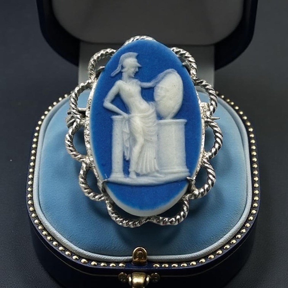 Genuine Vintage Signed Wedgwood Minerva Jasperware Sterling Silver Cameo Brooch